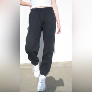 Brandy Melville; Rosa Sweatpants; Black; One Size